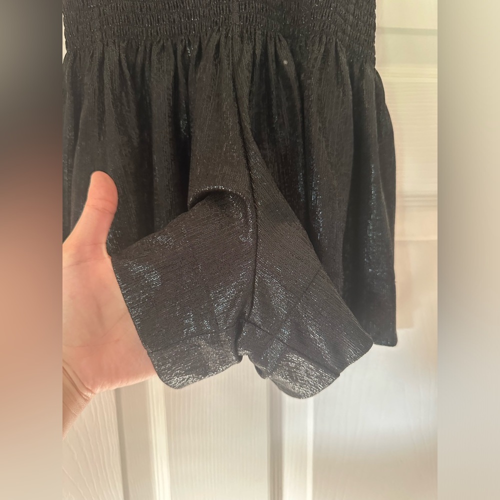 Queen of Sparkles Black Shiny Pleated Metallic High Waist Womens Shorts size XS - Picture 7 of 11